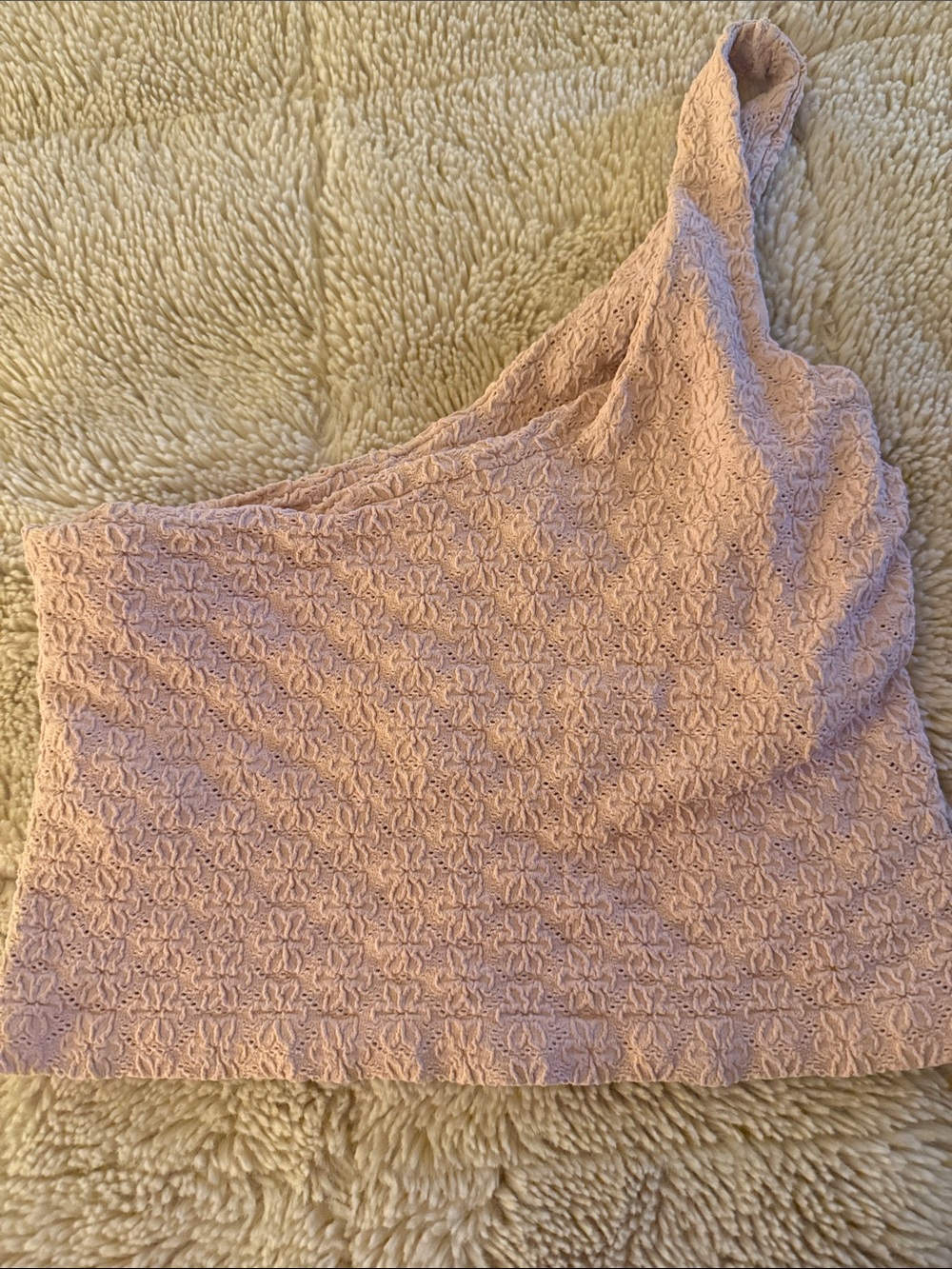 Nikibiki One-Shoulder Lace Crop Top - Light Pink